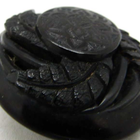 Antique Victorian Carved Jet Mourning Brooch Fern Frond Design - Picture 4 of 8